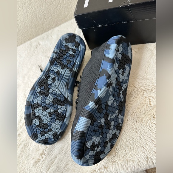 Flux Adapt Trainer Black and Blue Camo - Picture 7 of 10